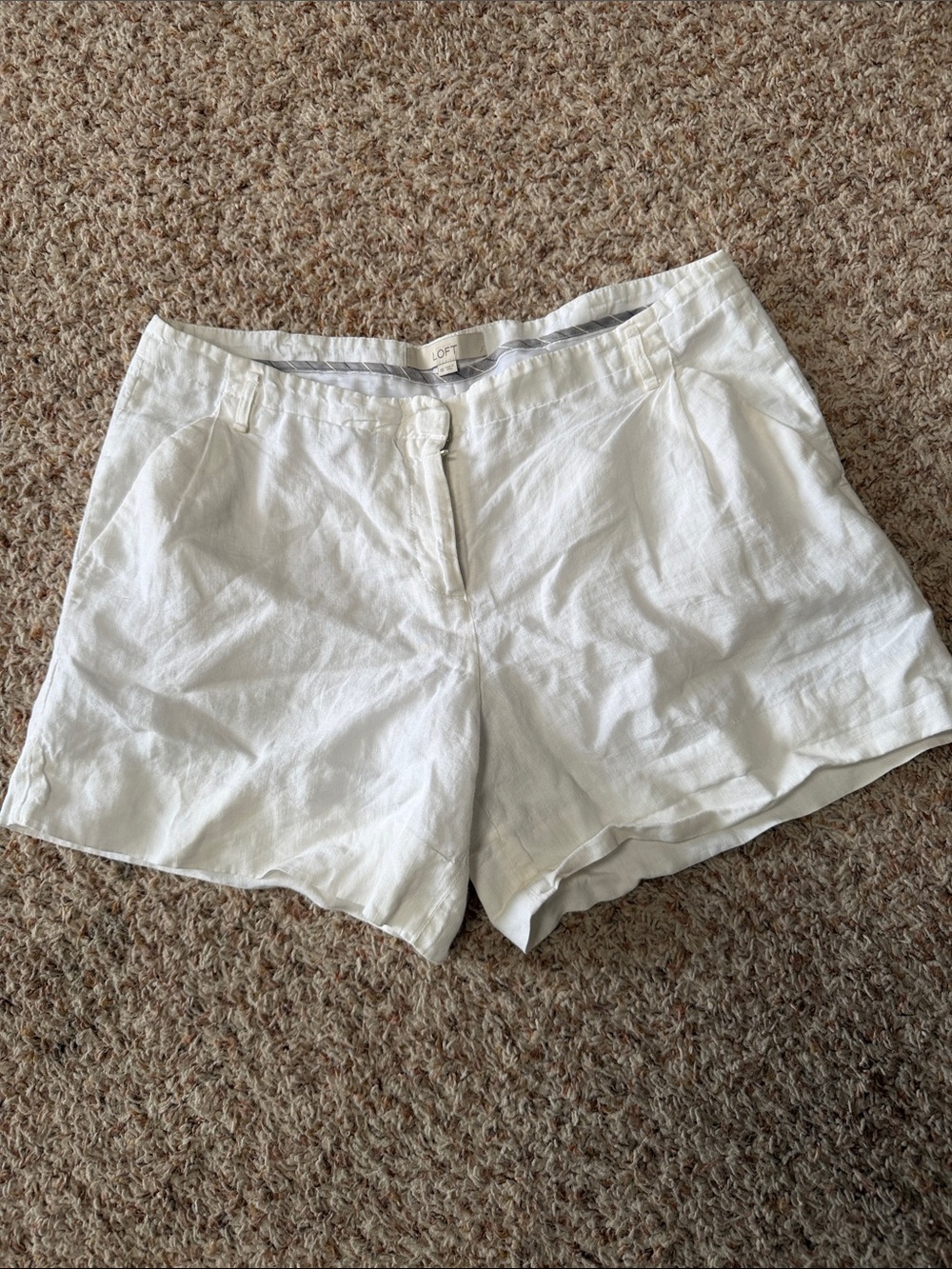 LOFT White Linen-Blend Women’s Tailored Shorts